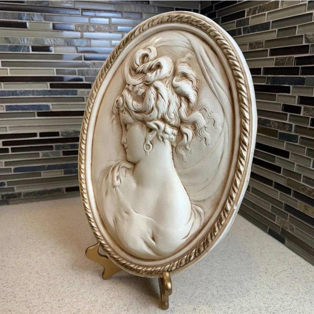 Vintage Cameo Style Oval Wall Plaque Relief Woman Profile Ivory Gold Rope Edge